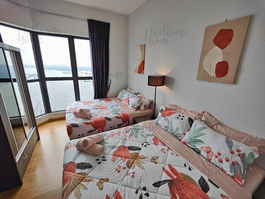 Bay Laurel, Country Garden Danga Bay Homestay By Welcome Home Джохор-Бару Экстерьер фото