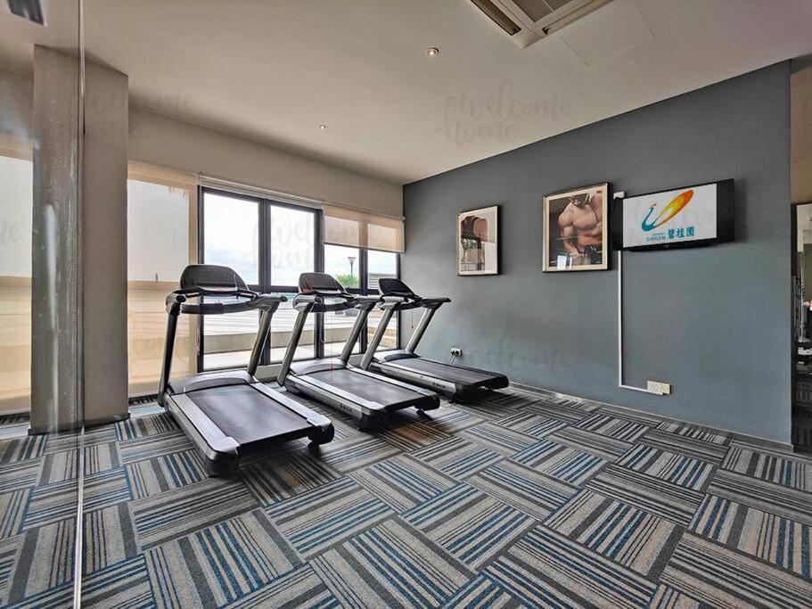 Bay Laurel, Country Garden Danga Bay Homestay By Welcome Home Джохор-Бару Экстерьер фото